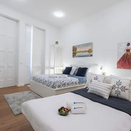 Host Wise - Comfortable Stunning Flats - Center 波尔图