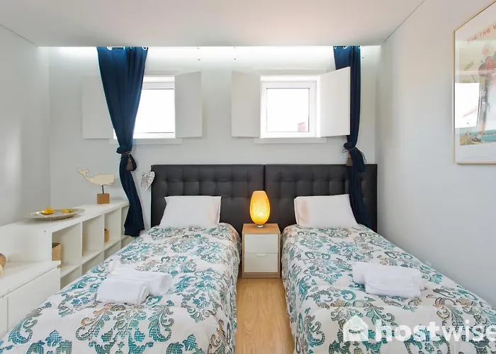 Apartment Host Wise - Comfortable Stunning Flats - Center Porto