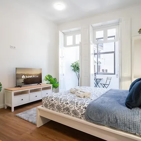 Host Wise - Comfortable Stunning Flats - Center Apartament